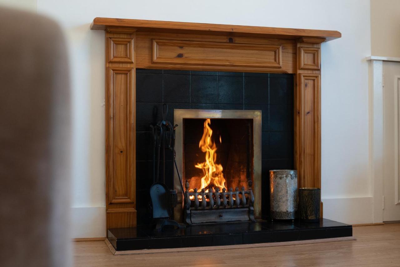 Dwellcome Home Ltd 1 Bed Apt, Half Mile To Union Street Yet Quiet, Free Parking, Fast Wifi, Ideal For Long Term Contractor, Etc Stays, Fully Equipped Kitchen, Regular Housekeeping Option - See Our Site For Assurance Aberdeen Zewnętrze zdjęcie